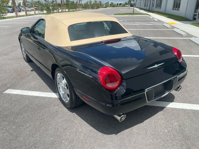 2005 Ford Thunderbird - Image 27