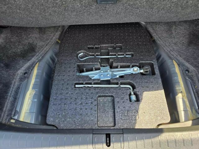 2012 Acura Tsx Sedan 4d - Image 31