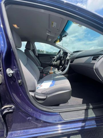 2013 Hyundai Elantra Gls Sedan 4d - Image 13