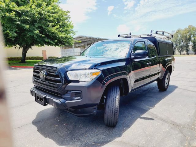 2019 Toyota Tacoma Access Cab - Image 3