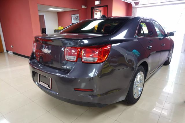 2013 Chevrolet Malibu - Image 6