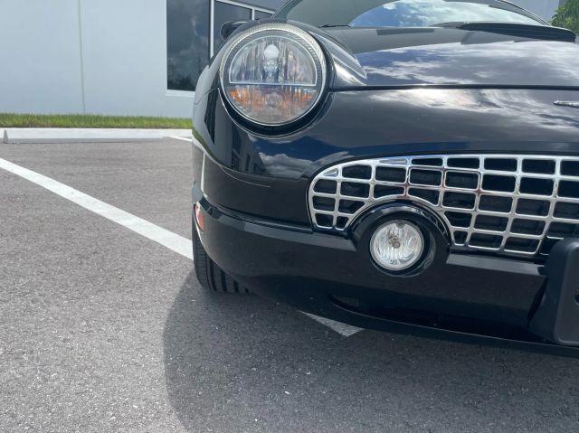 2005 Ford Thunderbird - Image 48