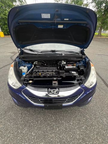 2011 Hyundai Tucson Limited Sport Utility 4d - Image 21