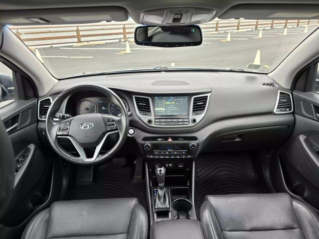 2016 Hyundai Tucson Limited Sport Utility 4d - Image 19