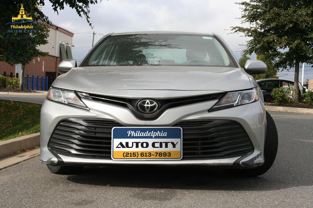 2019 Toyota Camry - Image 3