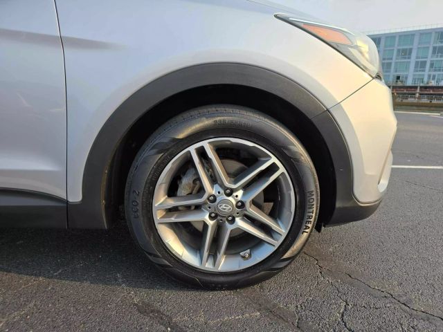 2017 Hyundai Santa Fe Se Ultimate Sport Utility 4d - Image 50