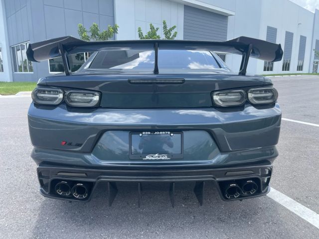 2023 Chevrolet Camaro - Image 21