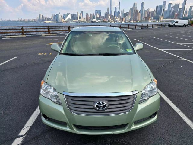 2010 Toyota Avalon Xls Sedan 4d - Image 3