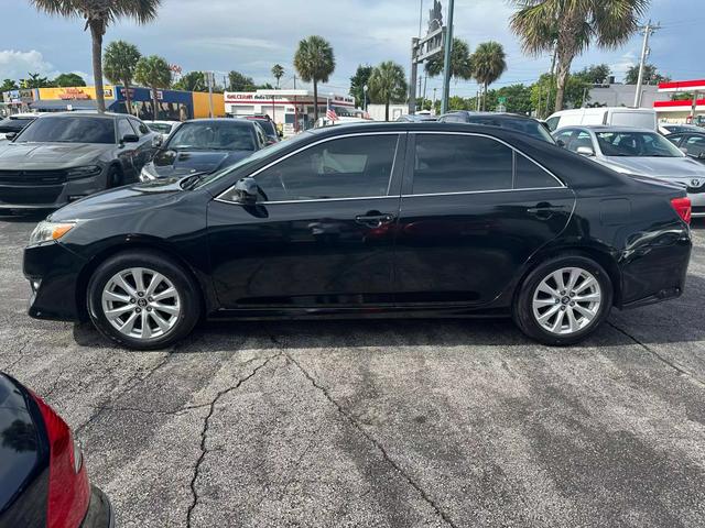 2013 Toyota Camry Se Sedan 4d - Image 11