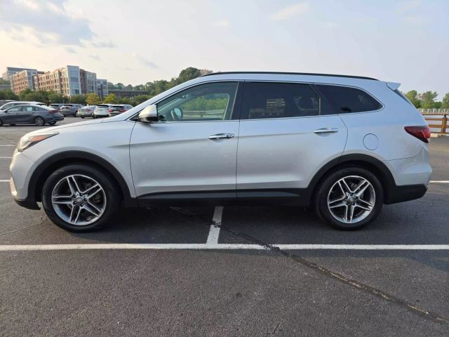 2017 Hyundai Santa Fe Se Ultimate Sport Utility 4d - Image 7