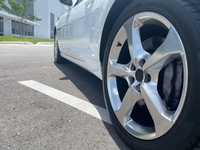 2015 Chevrolet Camaro - Image 29