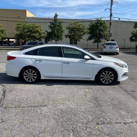 2016 Hyundai Sonata Limited Sedan 4d - Image 5
