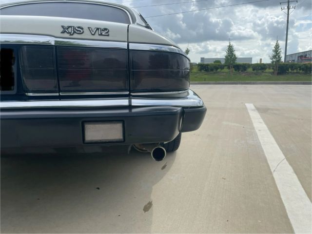 1992 Jaguar Xj - Image 22