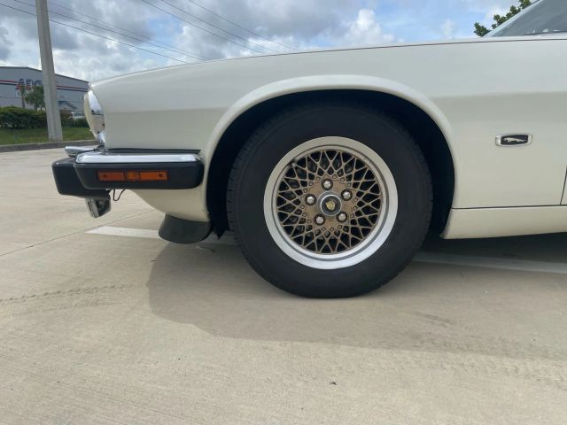 1992 Jaguar Xj - Image 37