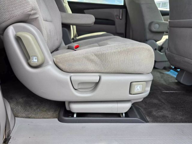 2012 Honda Odyssey Lx Minivan 4d - Image 20