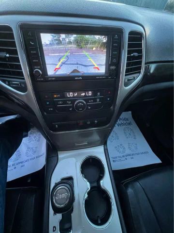 2012 Jeep Grand Cherokee Laredo Sport Utility 4d - Image 17