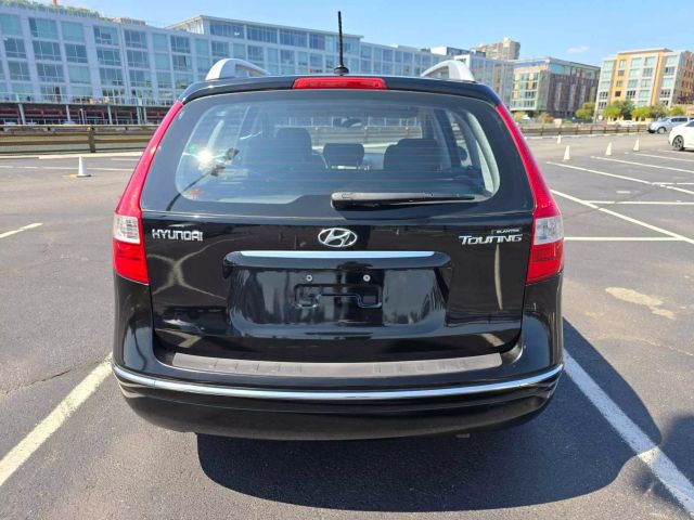 2011 Hyundai Elantra Touring Gls Wagon 4d - Image 8