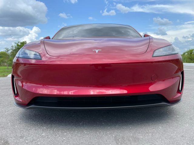 2024 Tesla Model 3 - Image 43