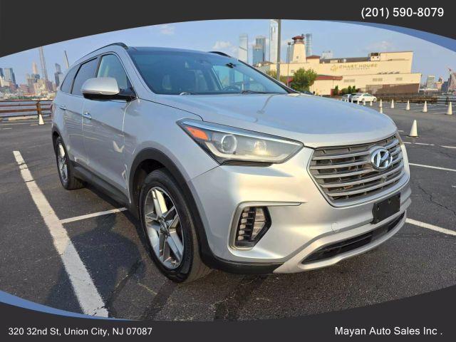 2017 Hyundai Santa Fe Se Ultimate Sport Utility 4d - Image 1