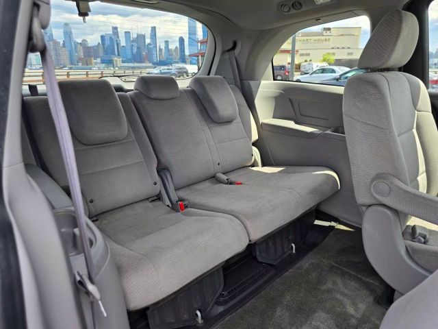 2012 Honda Odyssey Lx Minivan 4d - Image 21