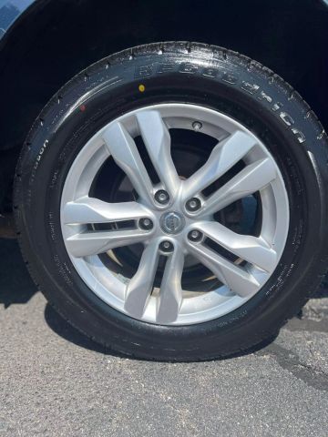 2013 Nissan Rogue Sv Sport Utility 4d - Image 39