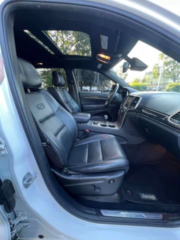 2014 Jeep Grand Cherokee Overland Sport Utility 4d - Image 12