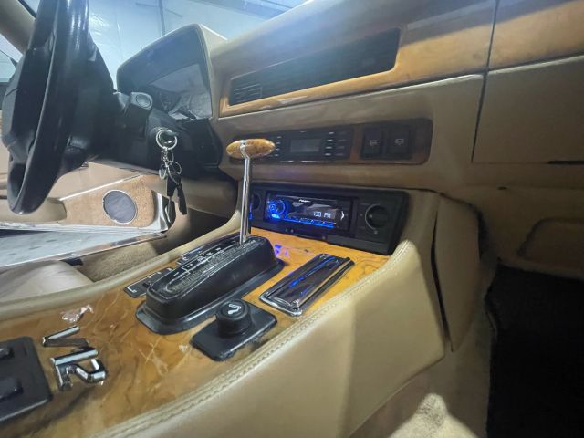 1992 Jaguar Xj - Image 102