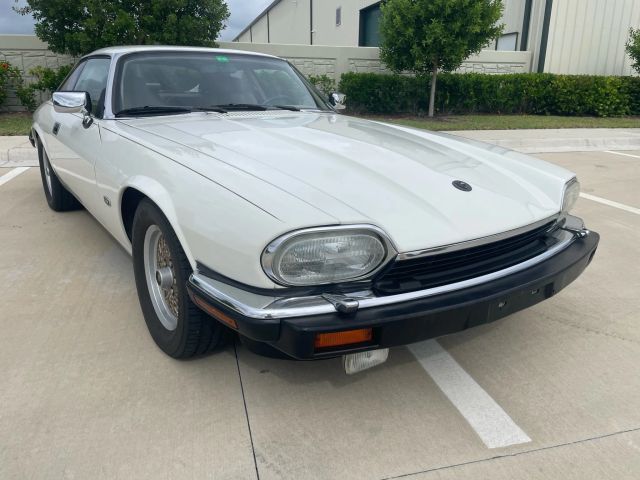 1992 Jaguar Xj - Image 2