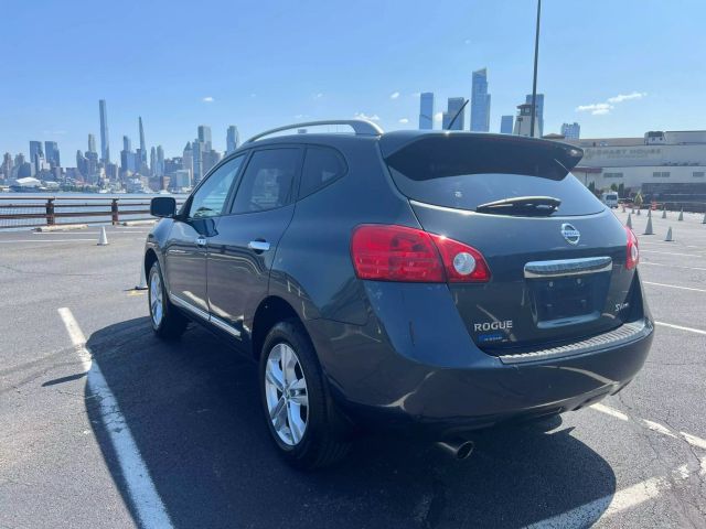 2013 Nissan Rogue Sv Sport Utility 4d - Image 7