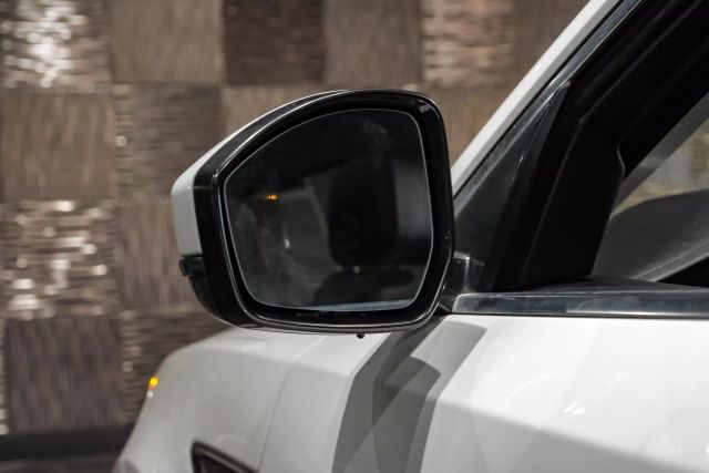 2018 Jaguar E-pace P250 S Sport Utility 4d - Image 45