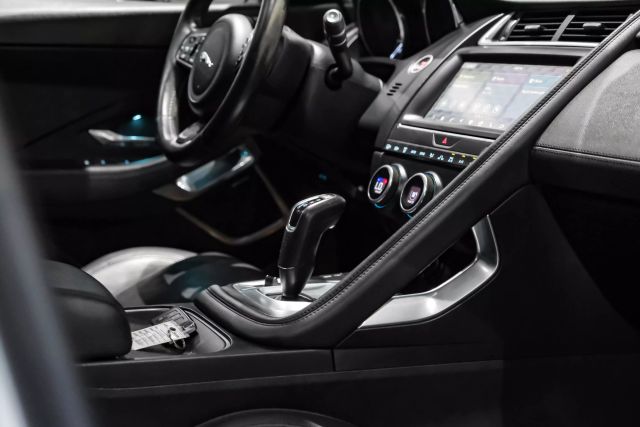 2018 Jaguar E-pace P250 S Sport Utility 4d - Image 25
