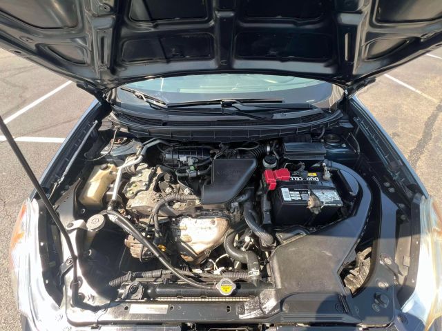 2013 Nissan Rogue Sv Sport Utility 4d - Image 32