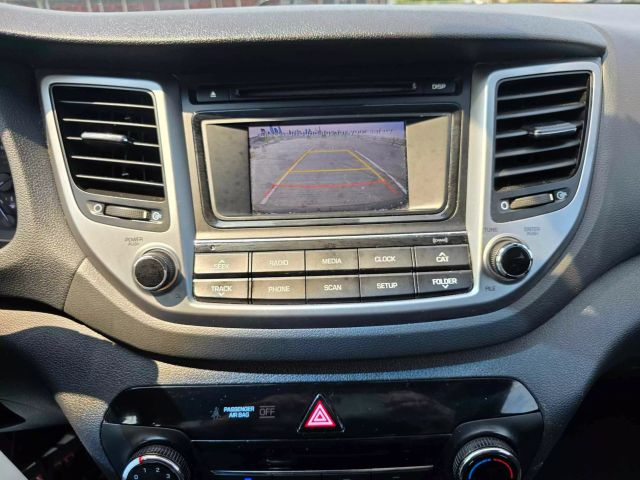 2017 Hyundai Tucson Se Sport Utility 4d - Image 24