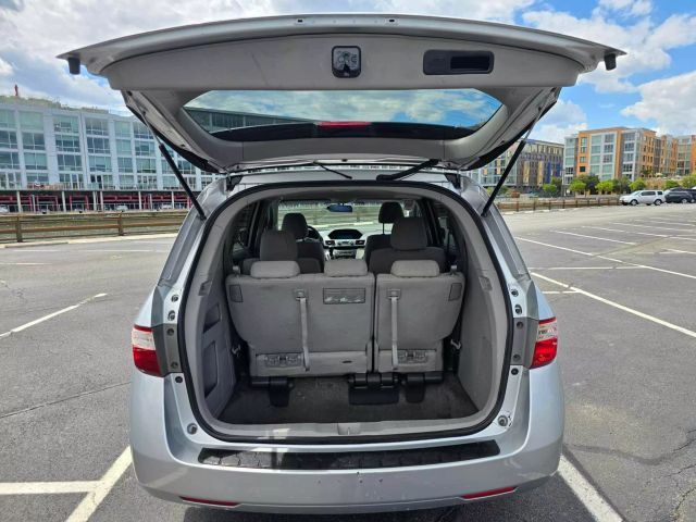 2012 Honda Odyssey Lx Minivan 4d - Image 11
