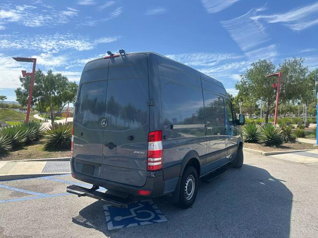 2018 Mercedes-Benz Sprinter Cargo Van Base photo 3