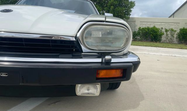 1992 Jaguar Xj - Image 46