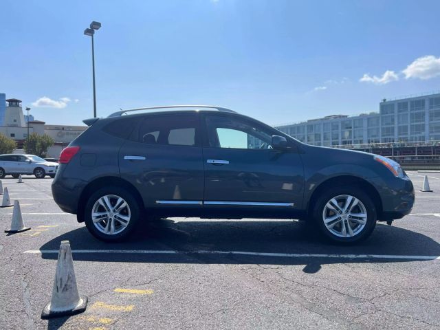 2013 Nissan Rogue Sv Sport Utility 4d - Image 9