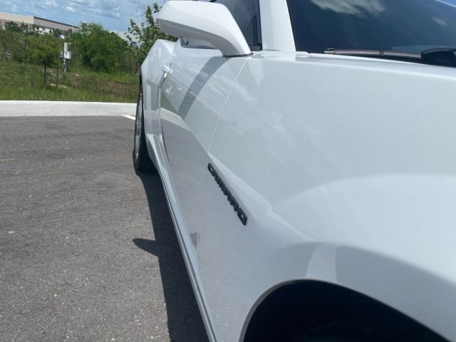 2015 Chevrolet Camaro - Image 4