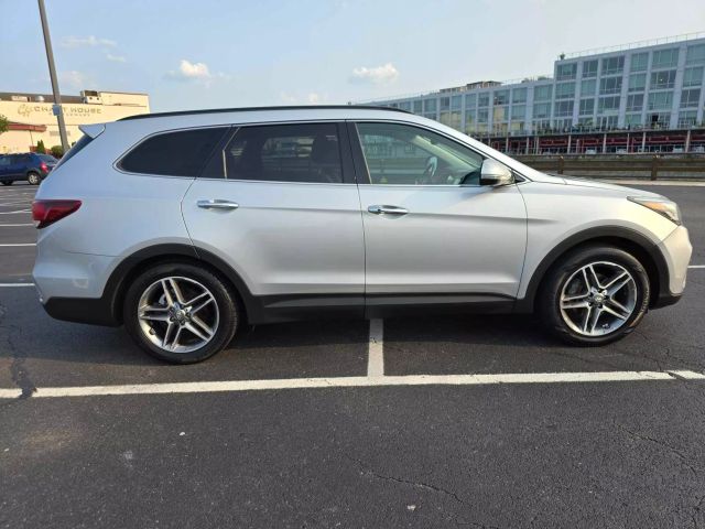 2017 Hyundai Santa Fe Se Ultimate Sport Utility 4d - Image 8
