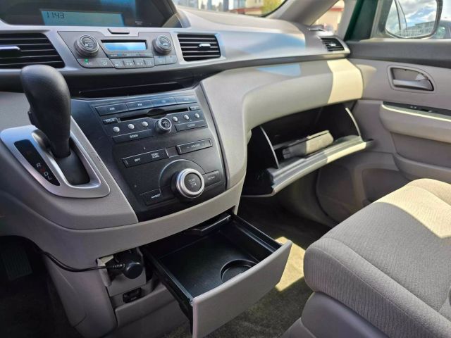 2012 Honda Odyssey Lx Minivan 4d - Image 30