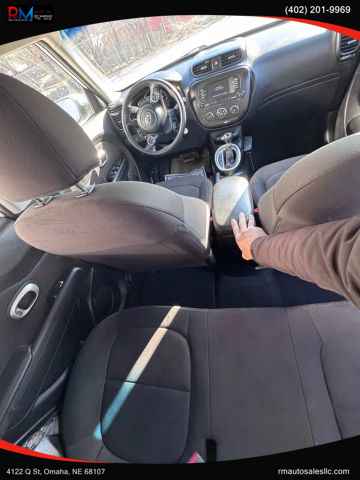 2018 Kia Soul Wagon 4d - Image 17