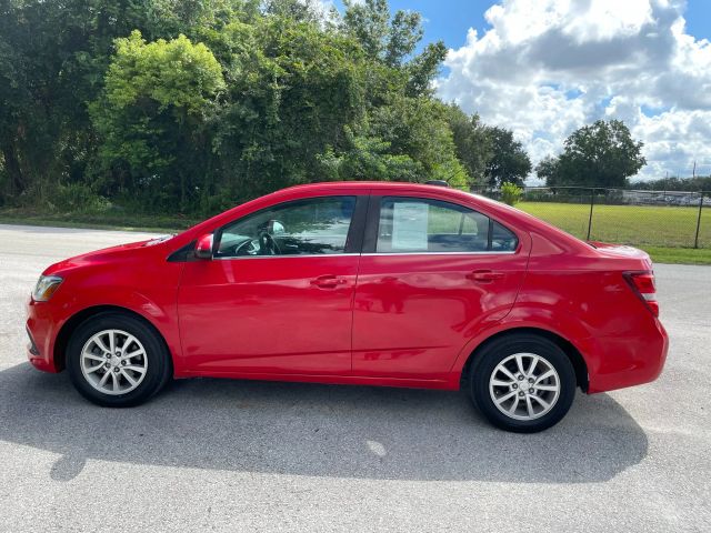 2017 Chevrolet Sonic - Image 4