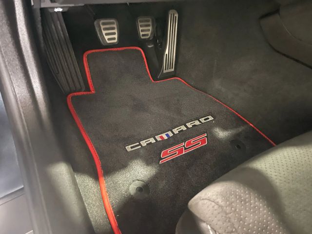 2023 Chevrolet Camaro - Image 92