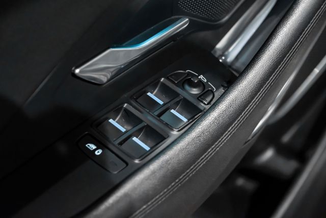 2018 Jaguar E-pace P250 S Sport Utility 4d - Image 47