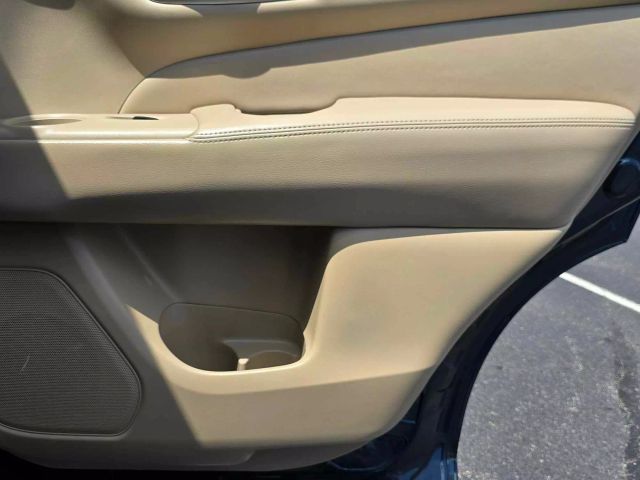 2013 Nissan Pathfinder Sl Sport Utility 4d - Image 48