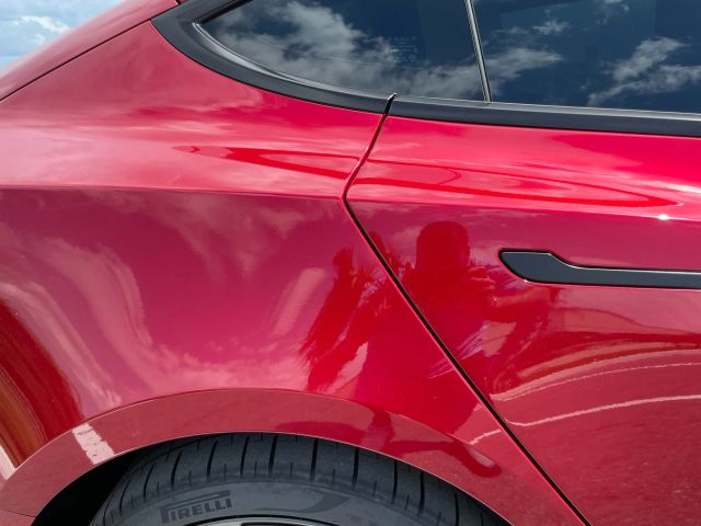 2024 Tesla Model 3 - Image 12