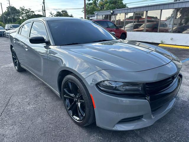 2018 Dodge Charger Sxt Plus Sedan 4d - Image 2