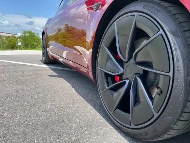 2024 Tesla Model 3 - Image 5
