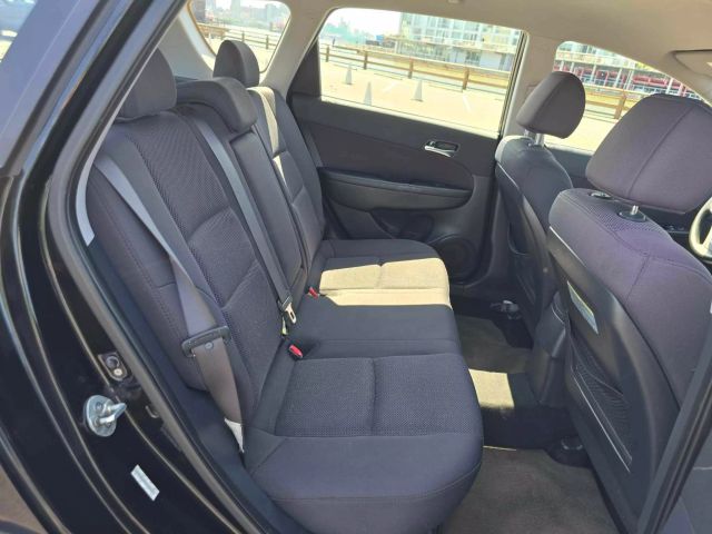 2011 Hyundai Elantra Touring Gls Wagon 4d - Image 16
