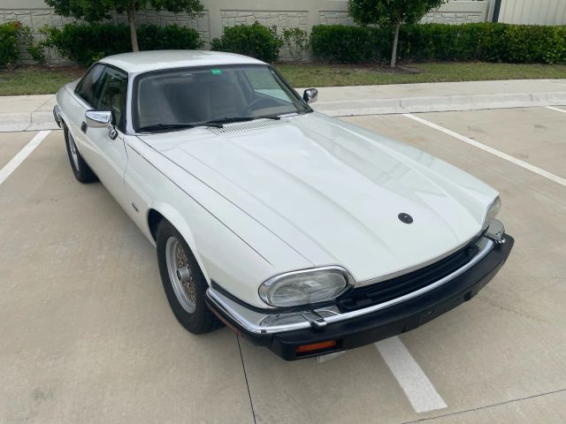 1992 Jaguar Xj - Image 3